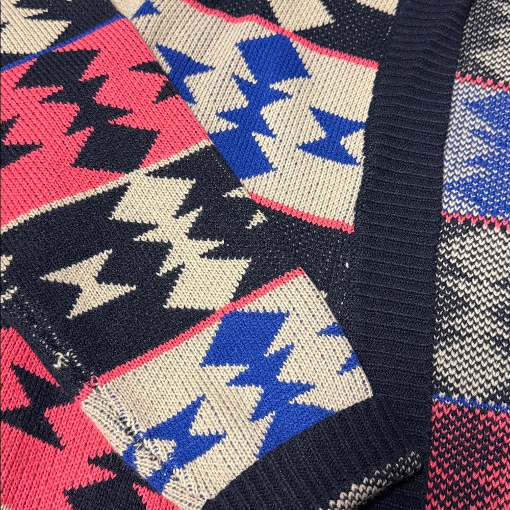 Patterned Sweater - Picture 2 of 3